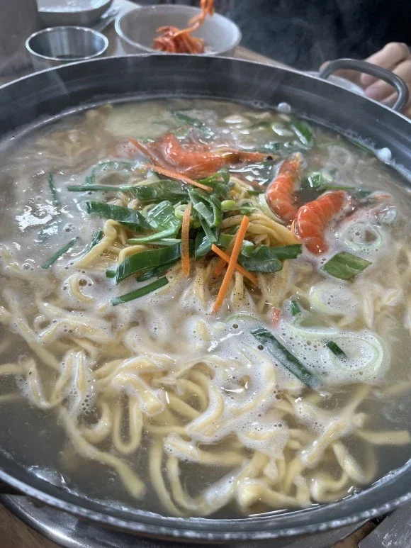 Royal Seafood Knife Noodle
