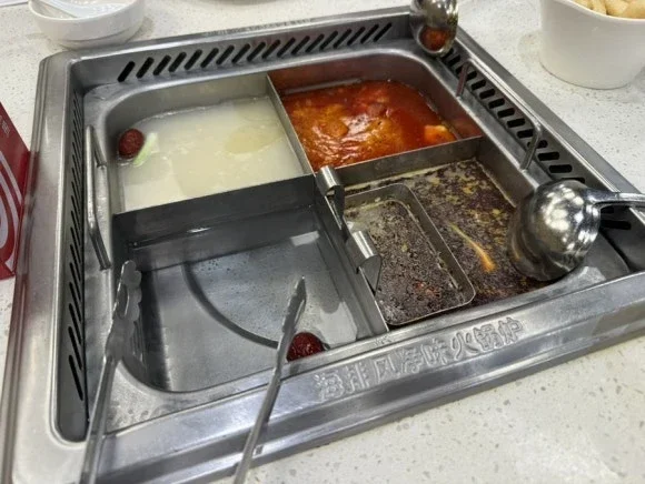 Bàn Haidilao Lẩu Chi nhánh Seocho