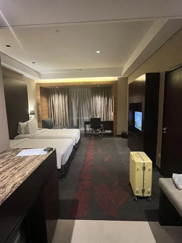 Khách sạn Grandis