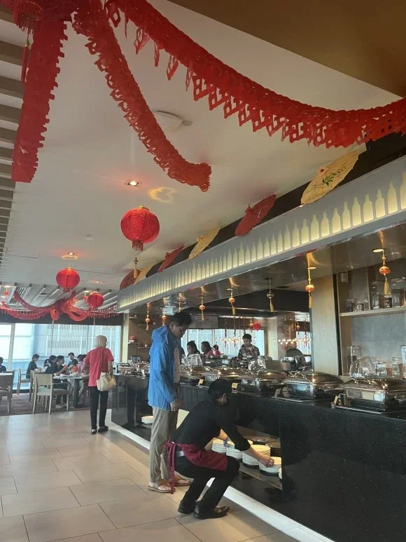Khách sạn Grandis