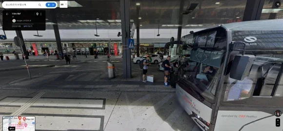 Ubicación de embarque del autobús al aeropuerto de la estación de Viena