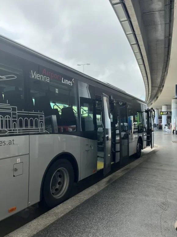 Autobús al aeropuerto de Viena