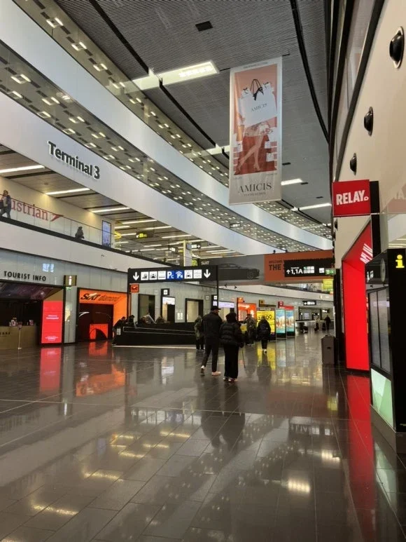 Aeropuerto Internacional de Bin