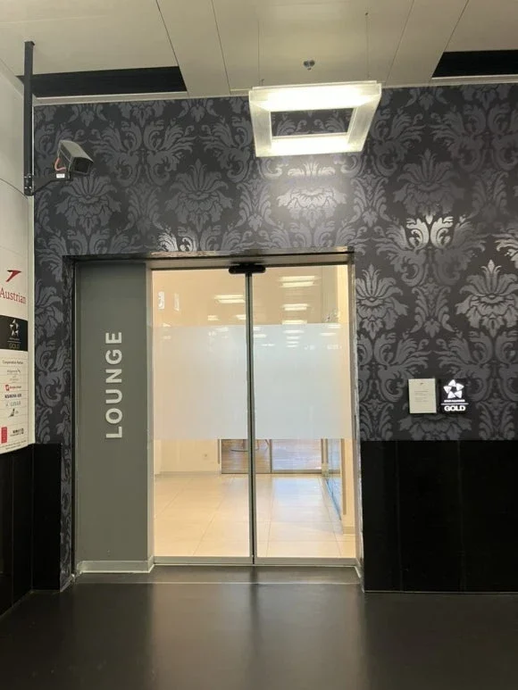 Aeropuerto Internacional de Bin